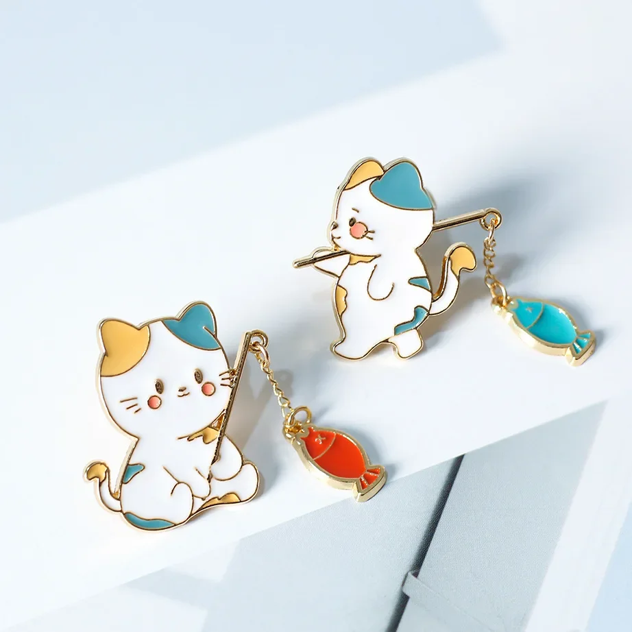 New Fashion Creative Cat Fishing Design Metal Enamel Brooch Cartoon Cute Animal Badge Pin Best