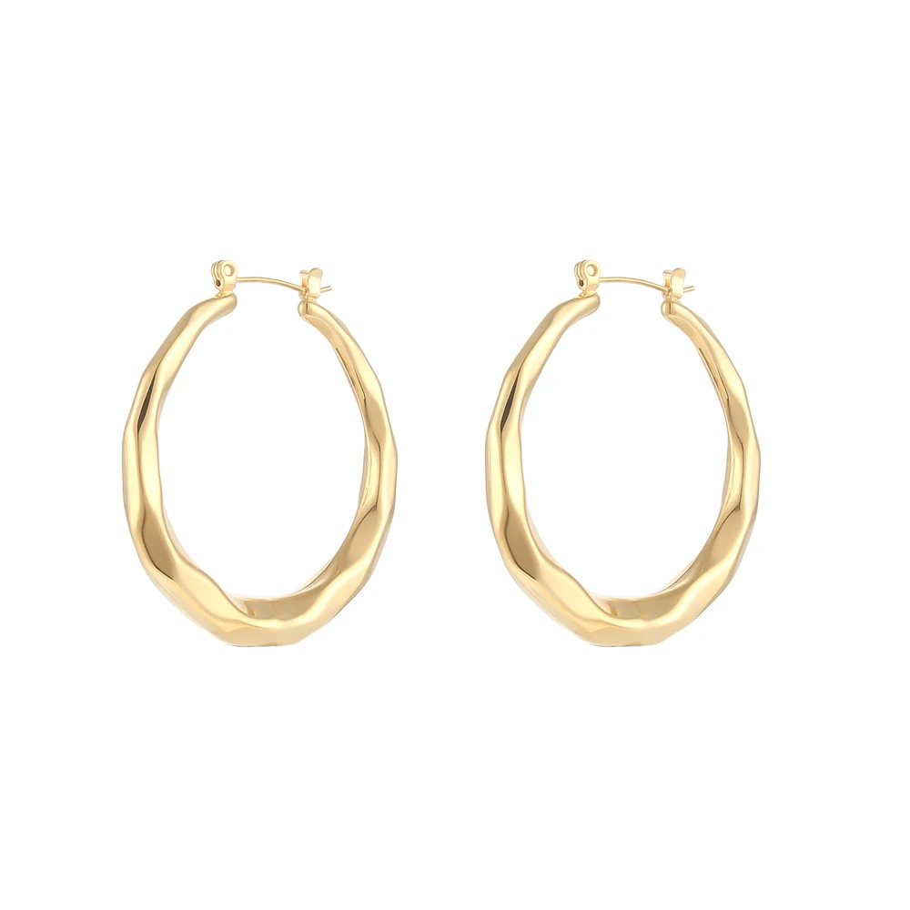 2022 New Hollow Light Weight Comfortable Cutted Surface Stainless Steel Hoop Earrings For Women 18K