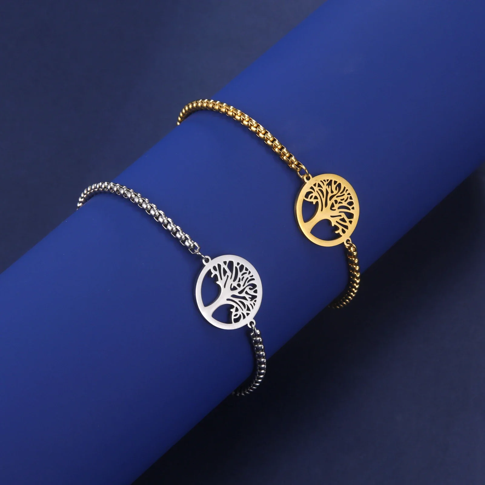 Bracelet For Men Women Stainless Steel Bracelets Hollow Life Tree Pendant Classic Fashion Style