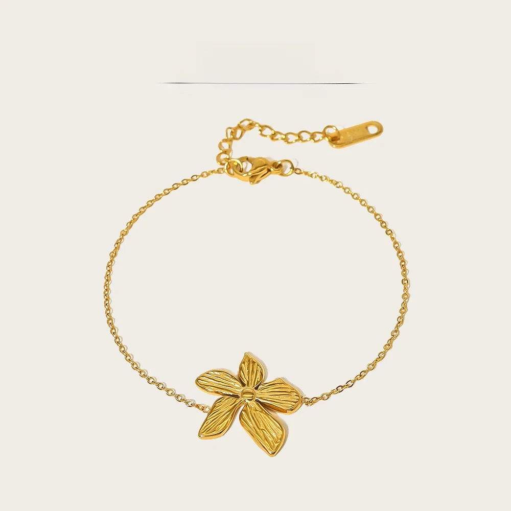 YACHAN Stainless Steel Flower Charm Bracelet for Women Trendy Simple 18K Gold Plated Waterproof