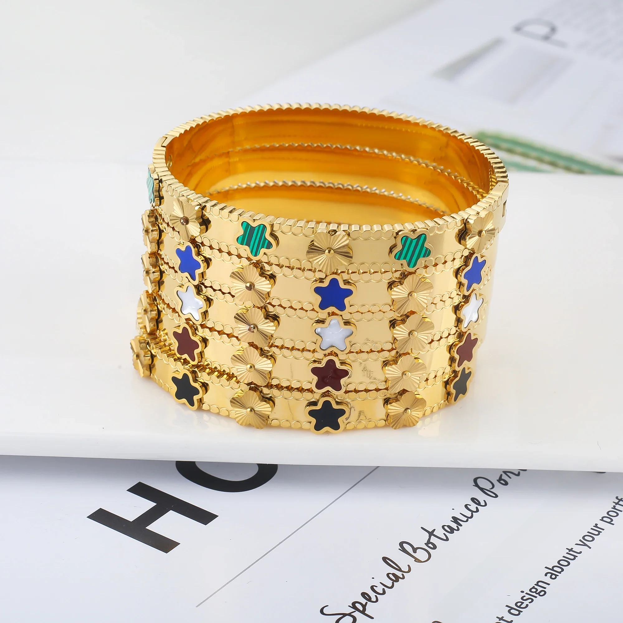 Hot Sale Fashion Gold Color Stainless Steel Flower Bracelets & Bangles For Women Cute Bracelet