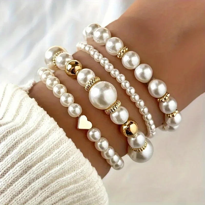Beautiful and Versatile Pearl Love Women's Bracelet Set of 4 Ins, High Grade, Elegant and