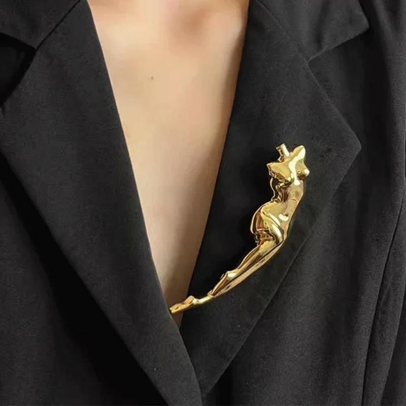Metal Glossy Body Sculpture Brooch for Women Exquisite Unique Fashion Suit Pins Party Vintage