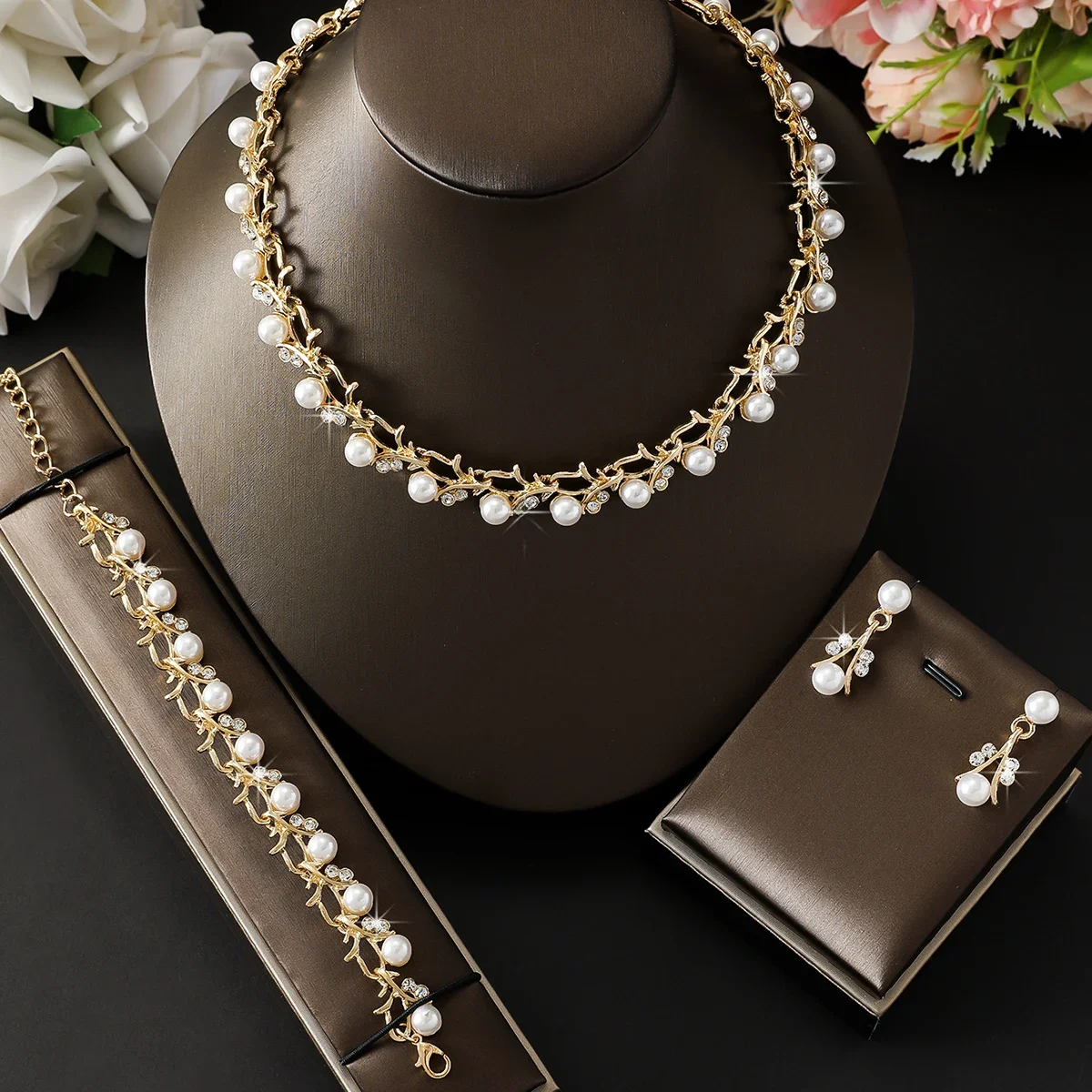 4pcs women's jewelry set with pearl rhinestone necklace, earrings, bracelets, bride's wedding