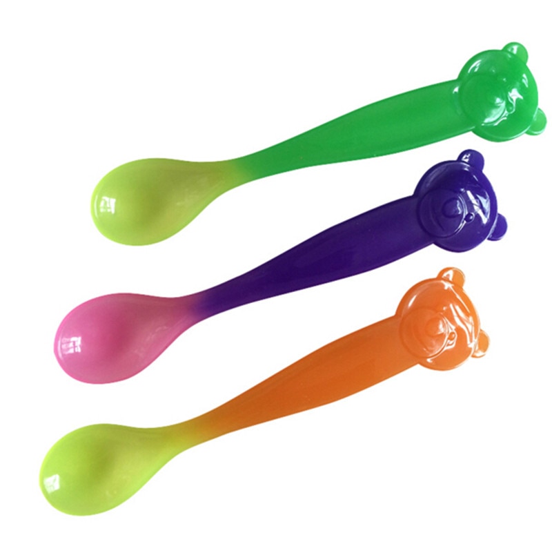 Baby Pratos Colher Infantil Spoon Neonatal Eating Newborn Feeding Supplement Silicone Baby Spoon Animal Shaped Feeder Syringe
