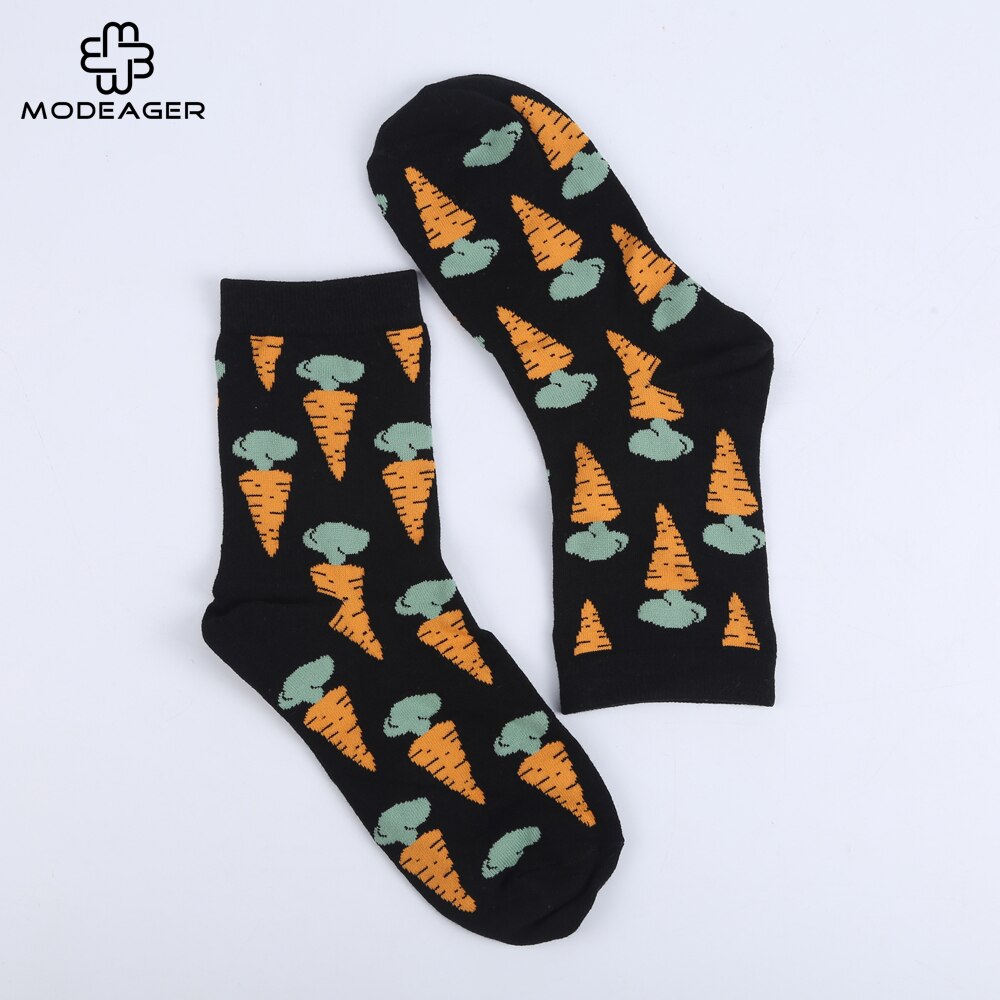 Modeager Korea Harajuku Novelty Black Vegetable Carrot Printed Women Cotton Socks Cool Funny Skate Women Short Socks