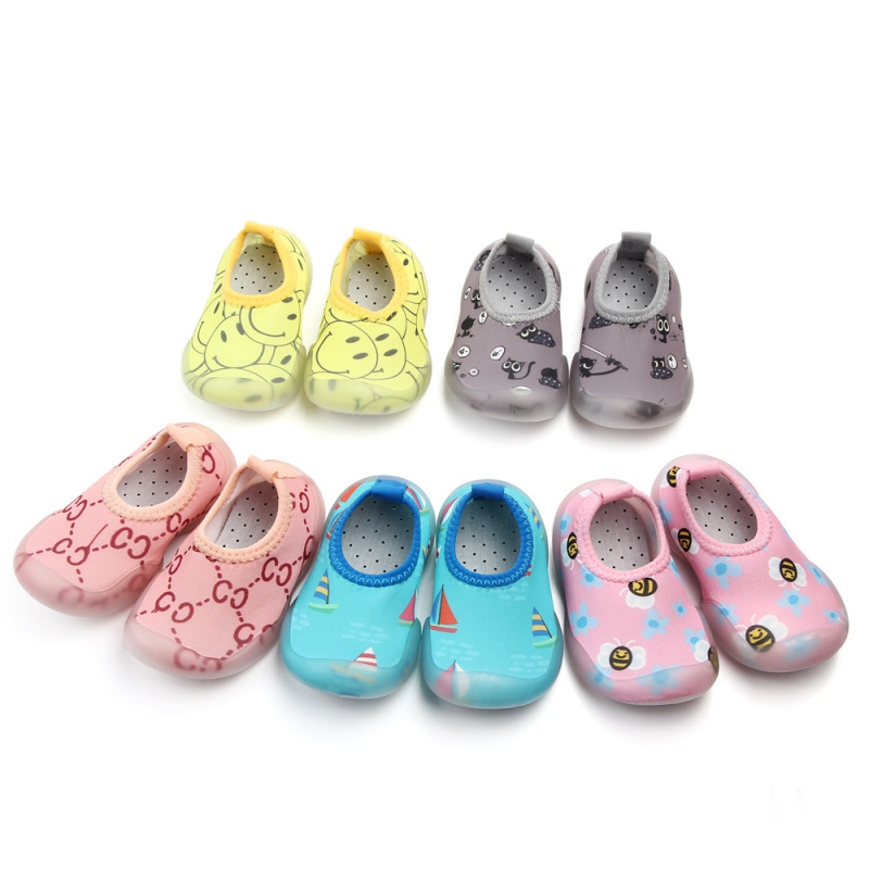 2019 New Newborn Baby Boys Girls Socks With Anti-Slip Soft Rubber Soled Outdoor Foot Socks Infant Children Cartoon Floor  Socks