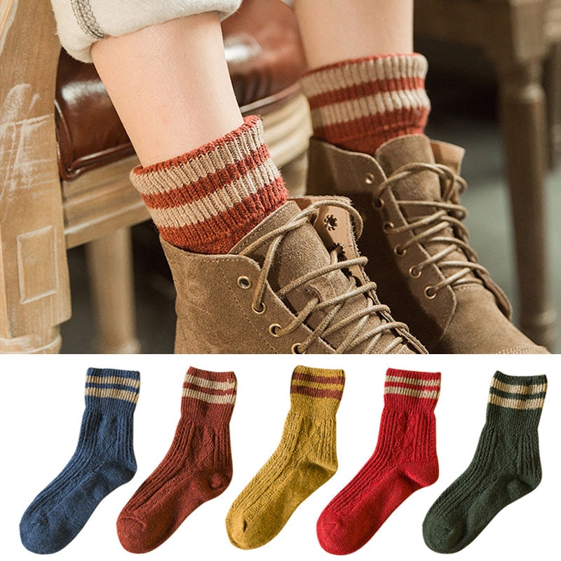 Winter Wool Socks Thicken Warm Knitted Striped Women Socks Christmas Style Female Short Socks Moda Feminina Skarpetki