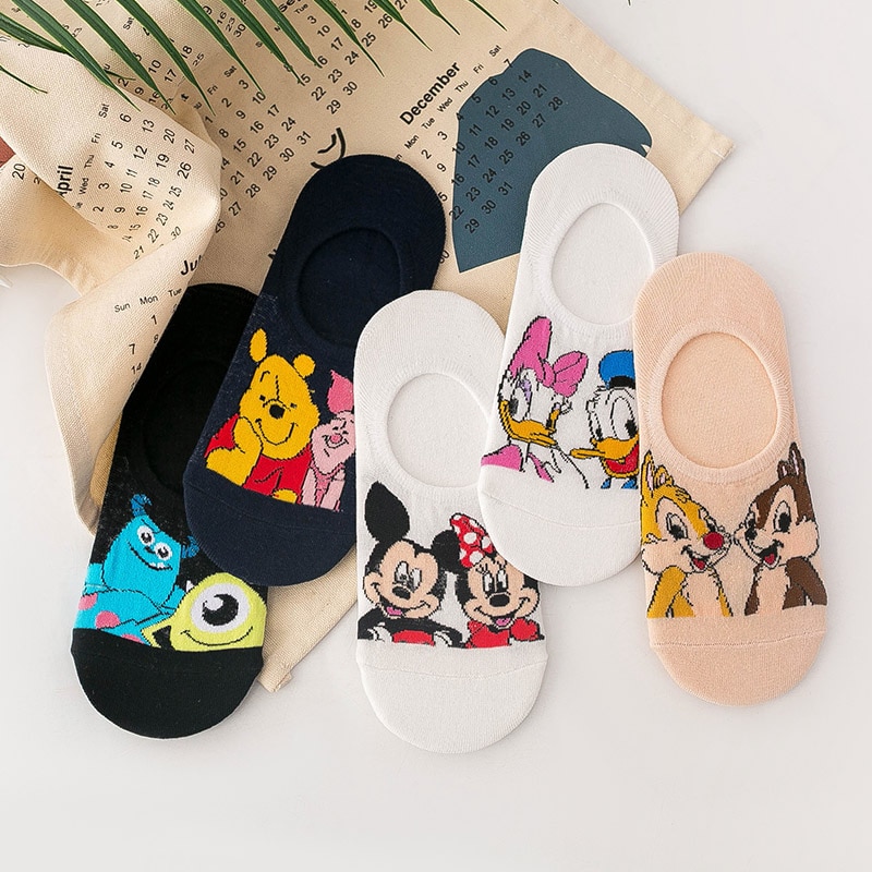 Disney 1 pair of new ladies socks cartoon character cotton is not stuffy feet breathable wild socks adult boat socks